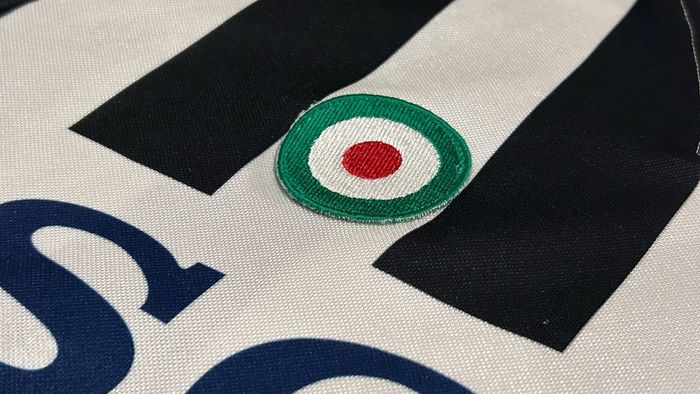 Gianluca Vialli Juventus tribute football jersey shirt 1995 1996 official retro