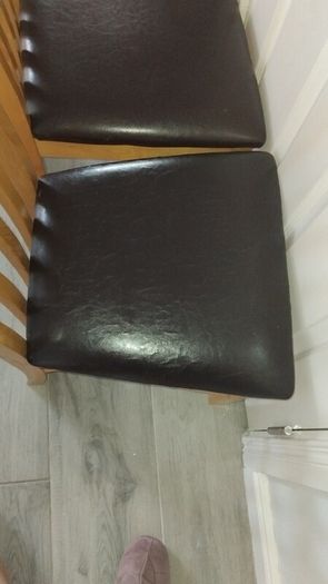 Table and 6 Chairs