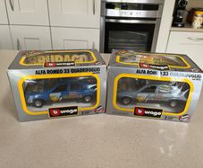 Alfa Romeo 33 Transafricana Rare Scale 1/24 Burago