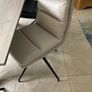 4 Dining Room Chairs Image 4