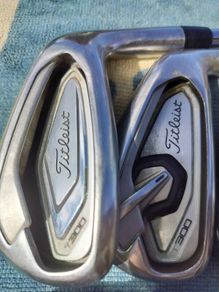 Titleist T300 irons regular.