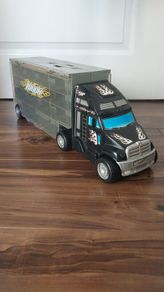 Toy truck