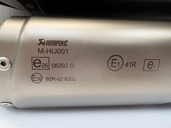 BMW R1300GS/GSA Akrapovic Double Silencer/Low Seat