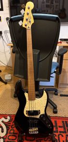Fretless Jazz Bass