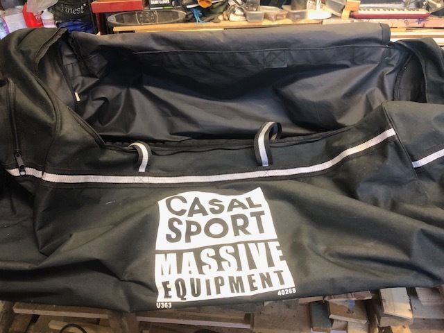 Large roller case