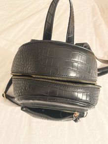 Black Crocodile Style Handbag Backpack