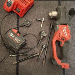 Milwaukee M18 CRAD2 Angle Drill + 9Ah Battery +charger