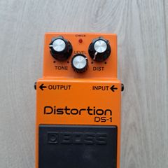 Boss Distortion DS-1