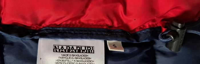 Napapijri padded vest size S