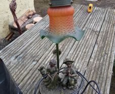 nice vintage style table light