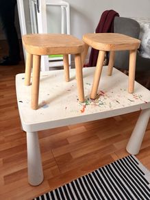 Children table and chairs