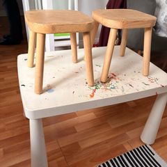 Children table and chairs