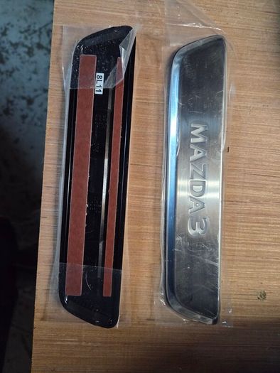 mazda 3 chrome plates