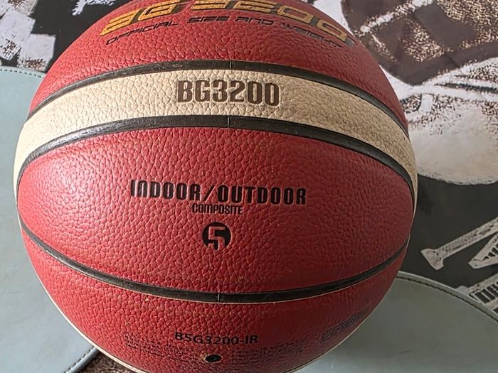 Basketball  Ball Molten size 5