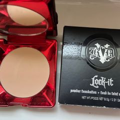 Lock-it Powder Foundation Compact