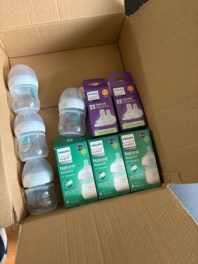 Philips Avent Glass + Phillips anti-colic  Natural Response Baby Bottles