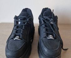 bufallo black, size 39
