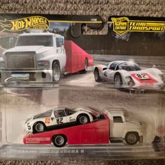 Hot Wheels Porsche 906 Carrera Team Transport