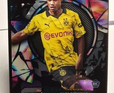 2023-24 Topps Crystal Premium UEFA #12 Julien Duranville Dortmund RC Purple /99