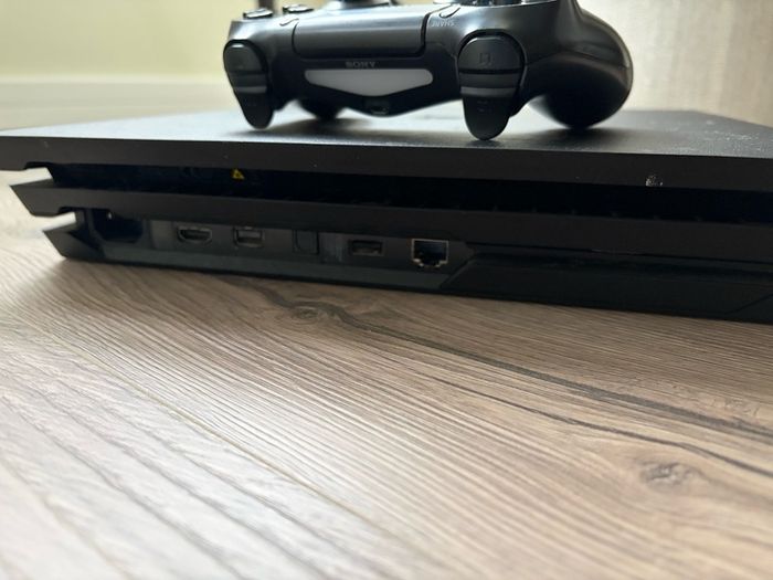 Playstation 4 Pro 1TB