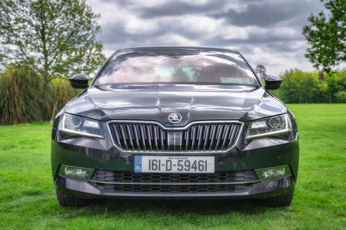 2016 Skoda Superb L&K 4X4 150BHP Pristine Long NCT 2027 Full MSL History