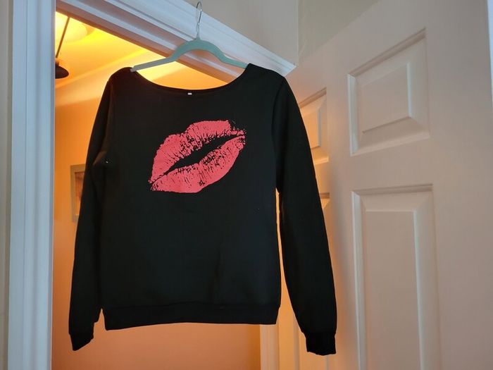 Jumpers - 5 models - brand new