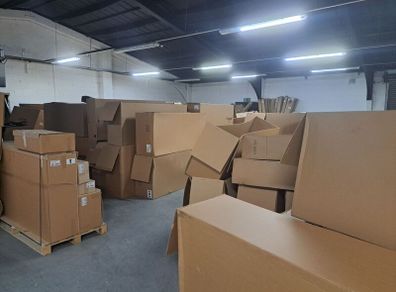 400kg of very clean cardboard