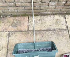 Fisons Push Lawn Seed & Fertiliser Spreader