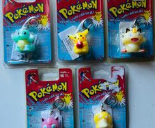 Pokemon 1999 Official Nintendo key rings by Tiger Electronics