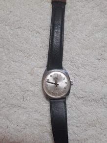 Vintage mechanical Pierpont watch.