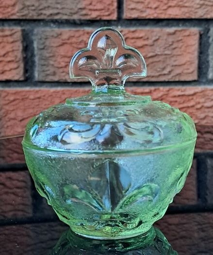 Art Deco 5 x Piece Uranium Glass Vanity Set