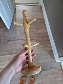Wooden cup holder