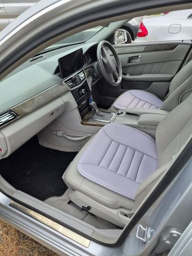 Mercedes-Benz E-Class 2010