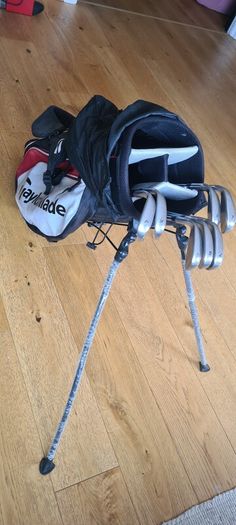 taylormade R7 irons and stand bag