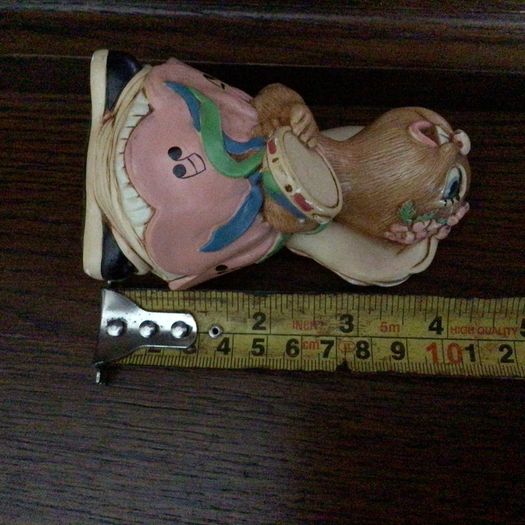 Vintage Stonecraft Pendelfin rabbit ornament Rosa