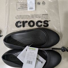 Crocs at work flats (Size 6 wide)