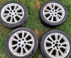 17" alloys & tyres