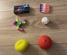 fidgets