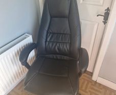 gaming chair