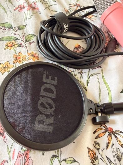 Rode NT1 streaming and podcast microphone