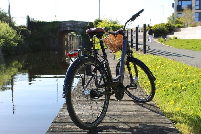 Ladies bike Lapierre 400 City Bike 7 Speed +Wicker Basket & Lock included