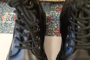 dr marten boots size 6