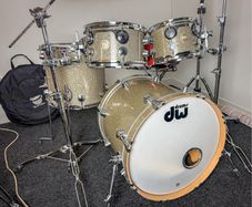 DW Collectors Series - Broken Glass - 20BD 10 12 15FT + Hardware