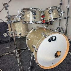 DW Collectors Series - Broken Glass - 20BD 10 12 15FT + Hardware