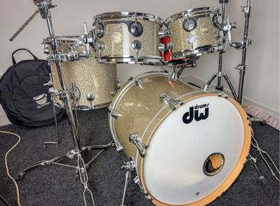 DW Collectors Series - Broken Glass - 20BD 10 12 15FT + Hardware