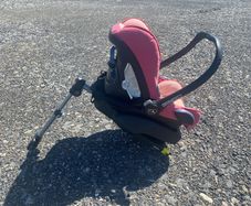 Isofix base (x2) plus seat (x1) (MaxiCosi)