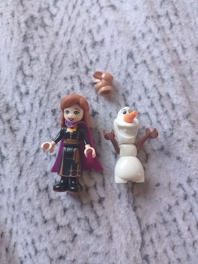 Frozen lego figures olaf and anna