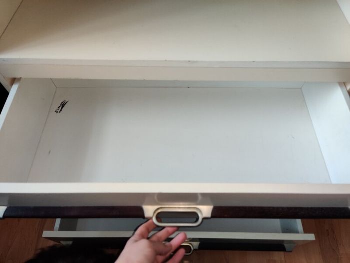 Vintage Dressing Cabinet  Vanity Unit with Triple Mirror & Built In Lights