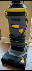 Karcher BR 30/4 C Floor Scrubber Dryer (2023) Professional Machine, Lightly Used