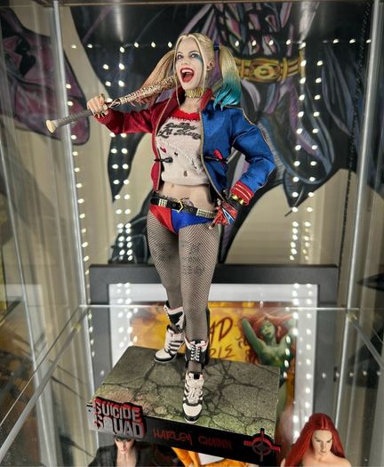 Hot Toys Suicide Squad Harley Quinn Movie Masterpiece 1/6 Action Figure